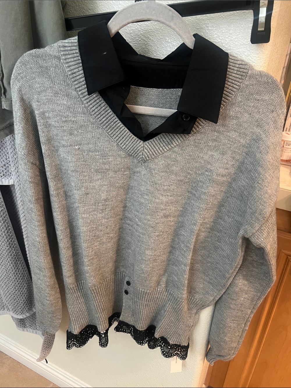 Commense Gray V-Neck Sweater with Black Collar & Lace Hem